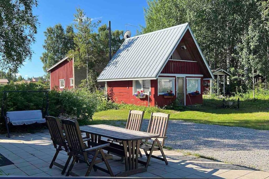 Adorable 1-Bedroom Cottage/Guesthouse In Kittilae Kittilä Exterior foto